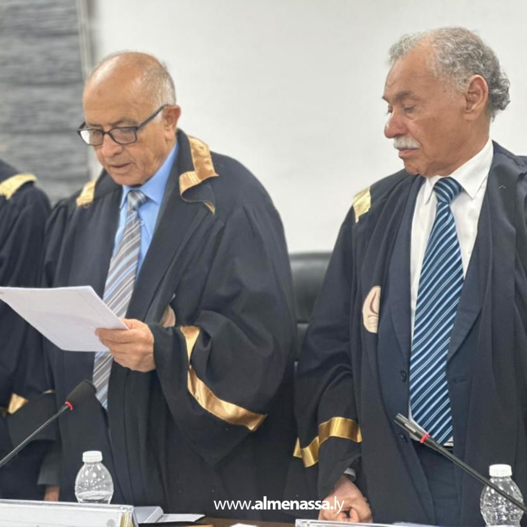 Extra 163 مناقشة رسالة ماجستير حول تأثير وعي النخبة السياسية في الأزمة الليبية بالأكاديمية الليبية