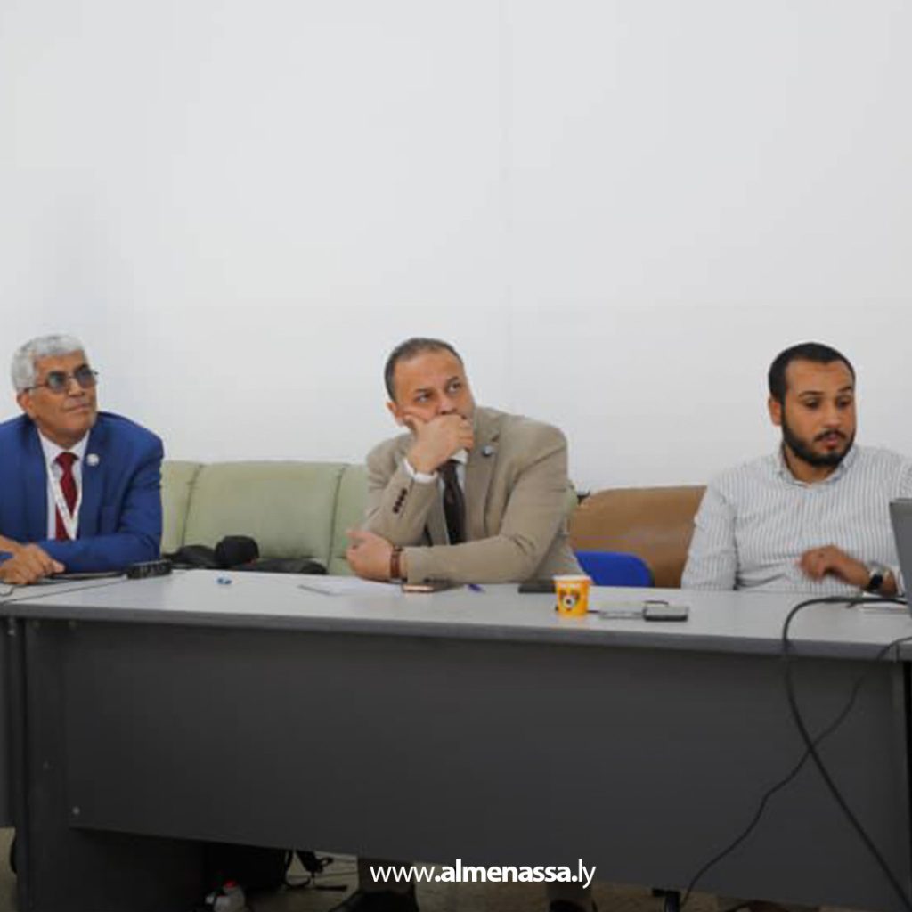 Extra 224 رئيس جامعة بنغازي يتفقد سير برنامج الدكتوراه في العلوم السياسية بكلية الاقتصاد