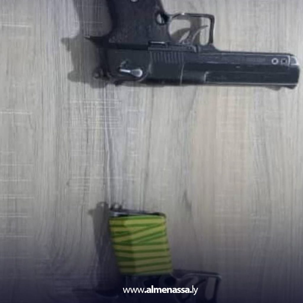 Extra 247 ضبط متهم بمحاولة سطو مسلح وضبط سلاحين ناريين بحوزته