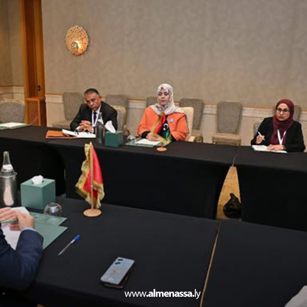 Extra 26 الكيلاني تبحث مع نظيرها التونسي النهوض بالأشخاص ذوي الإعاقة