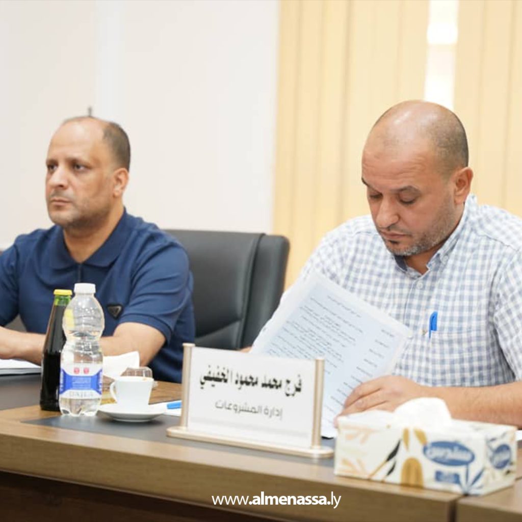 Extra 292 بن عقيلة يناقش خطة إصلاح القطاع الصحي ويتعهد بمعالجة الإشكاليات