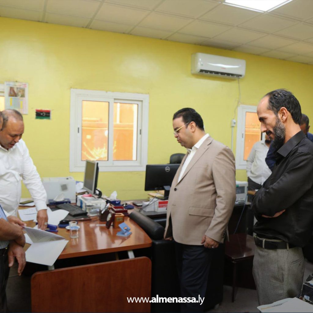 Extra 307 العابد يتفقد ديوان وزارة التربية والتعليم ويشدد على رفع كفاءة الأداء