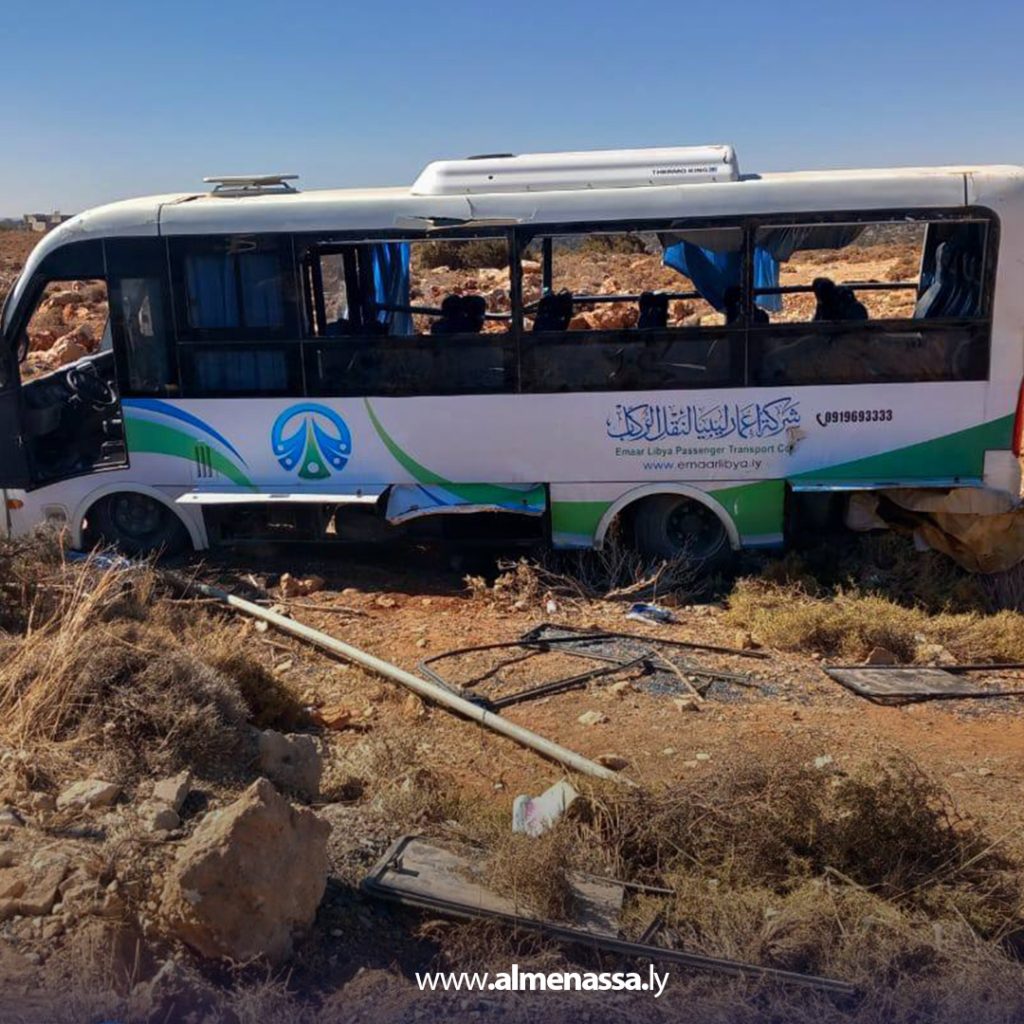 Extra 325 نجاة 21 كشاف من مفوضية بنغازي في حادث سير أثناء توجههم إلى درنة