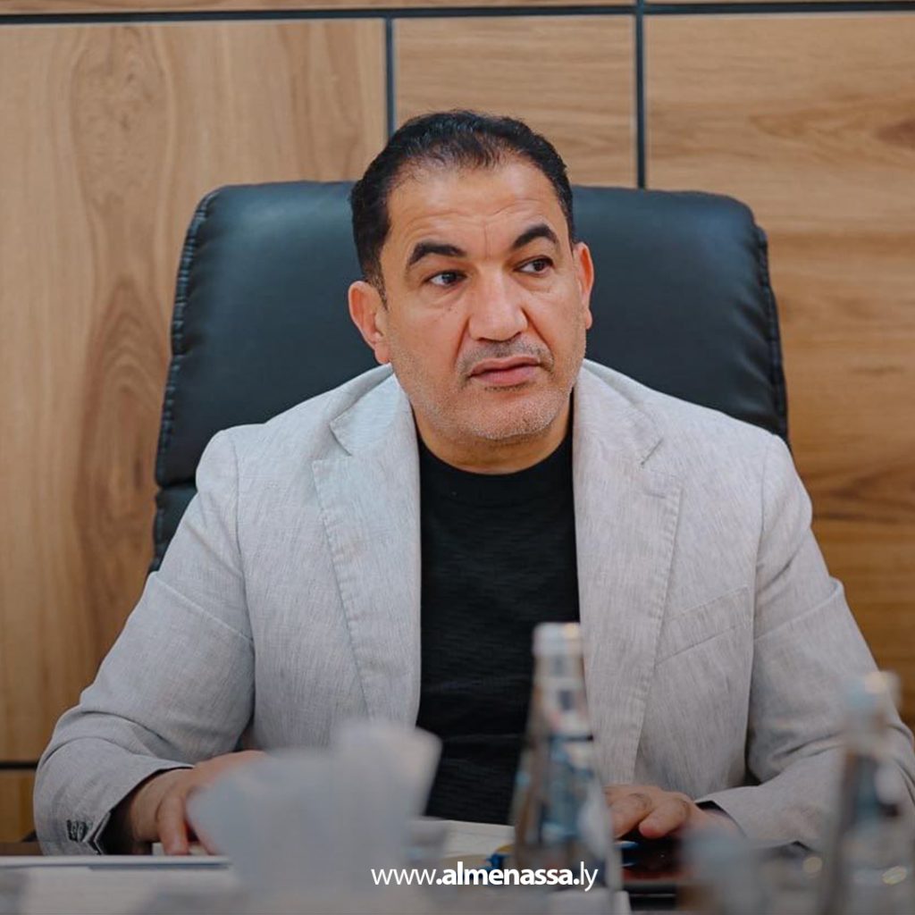 Extra 369 وزير الداخلية يعقد اجتماعًا موسعًا لبحث آليات مكافحة الهجرة غير الشرعية في البلاد