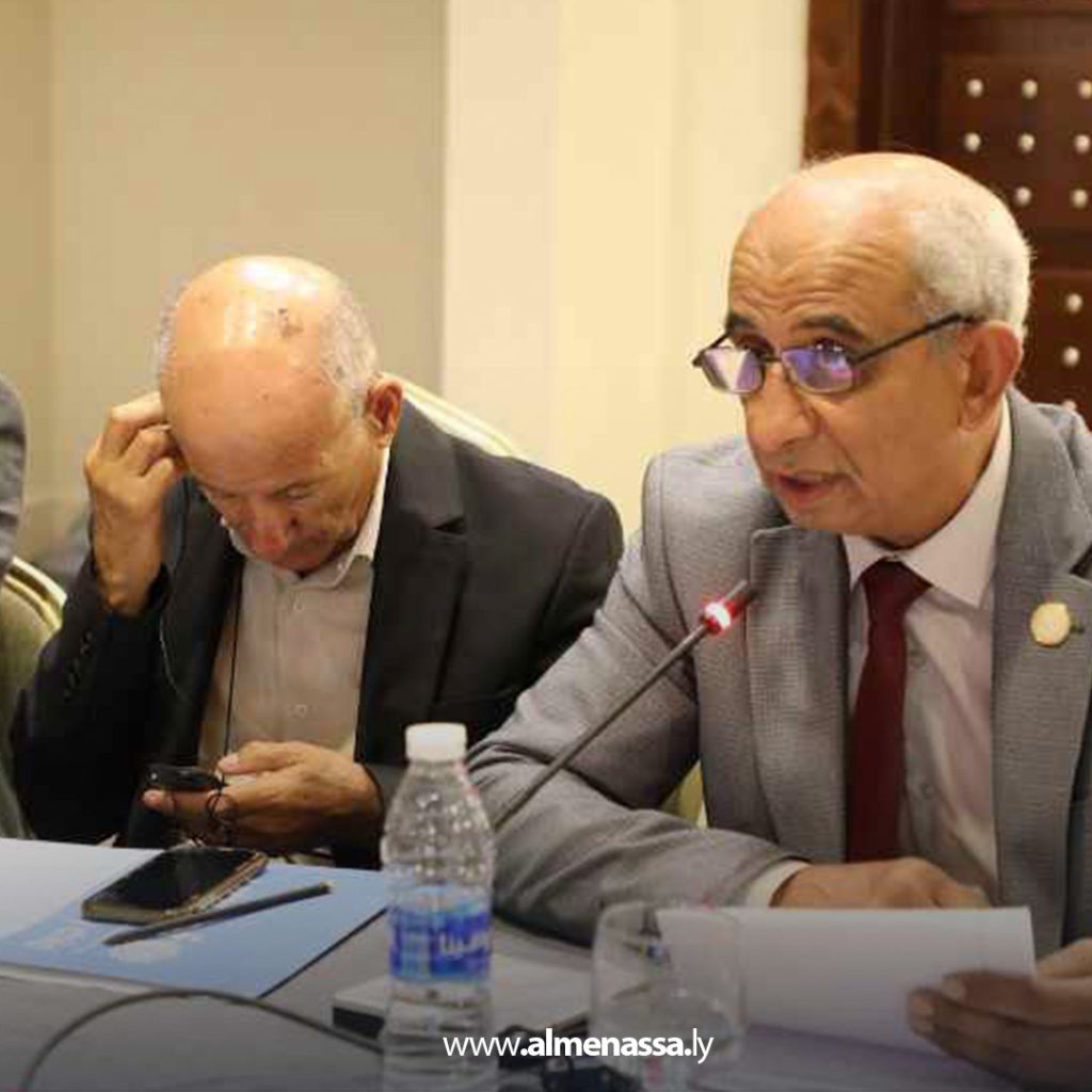 Extra 406 فريق التنسيق لقطاع المياه والصرف الصحي يناقش أزمات شح المياه والتلوث وتسرب الشبكات