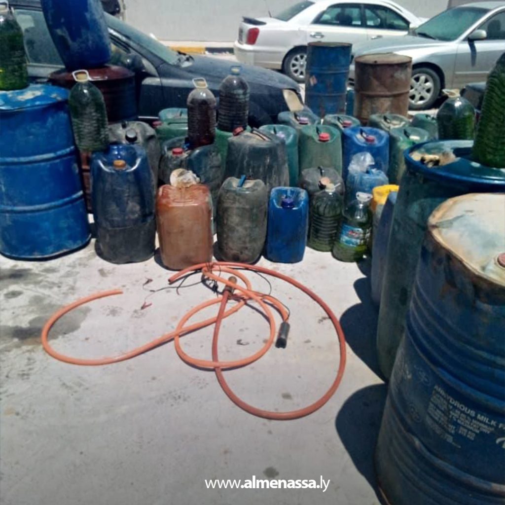 ضبط وقود مهرب داخل مزرعة في زلة ضمن حملة أمنية مكثفة بالجنوب 1 Extra 57.jpg1 57