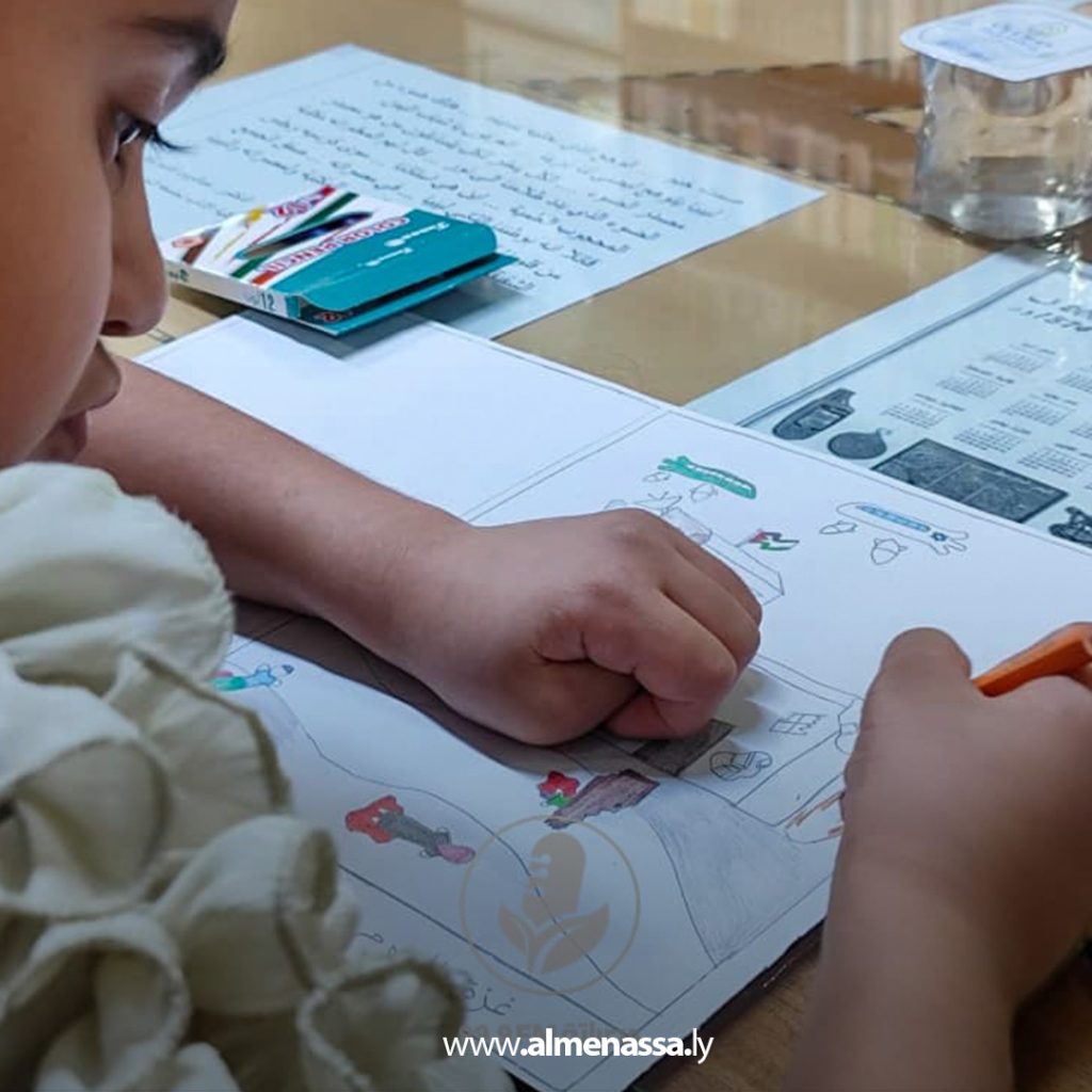 Extra1 186 أطفال مصراتة يرسمون تضامنهم مع أطفال غزة في مسابقة فنية