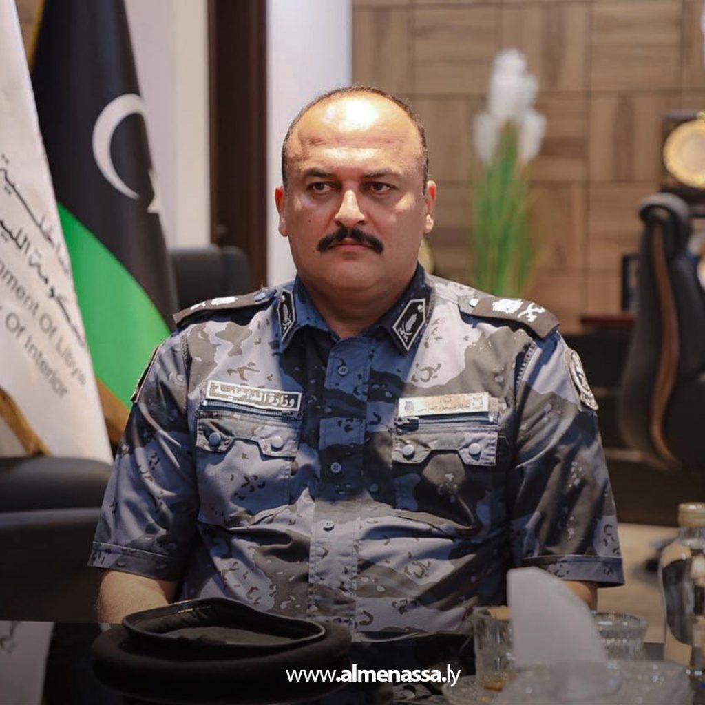 Extra1 259 وزير الداخلية يعقد اجتماعًا أمنيًا لبحث سبل مكافحة الهجرة غير الشرعية والتهريب