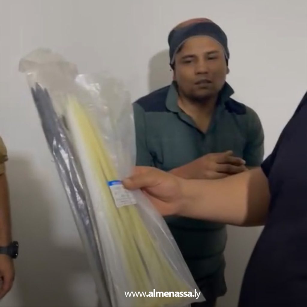 Extra11 128 تفكيك تشكيل عصابي في بنغازي وضبط شبكة ابتزاز واحتجاز مهاجرين بطريقة غير قانونية