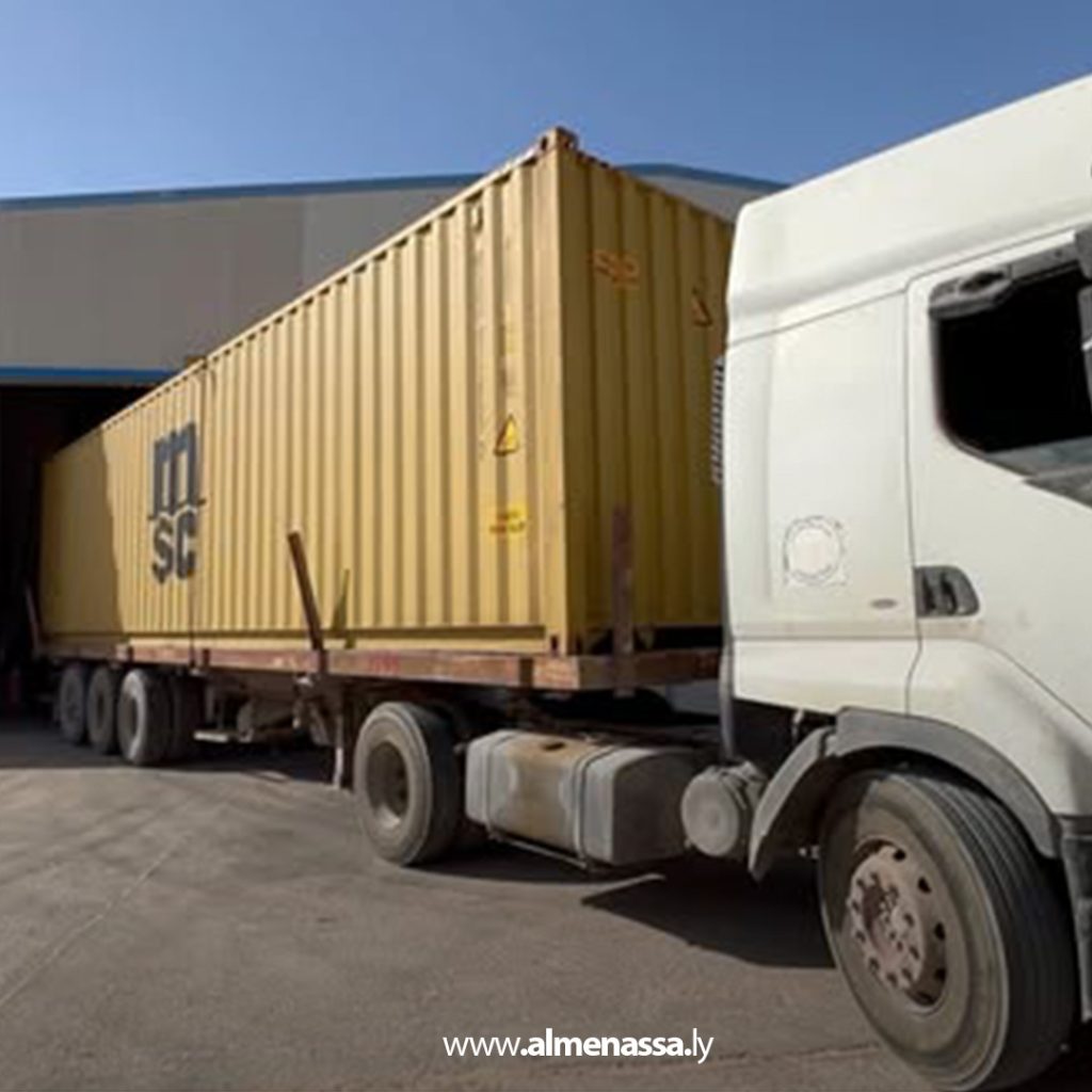 Extra11 98 وصول شحنة جديدة من مشغّلات غسيل الكلى لجهاز الإمداد الطبي