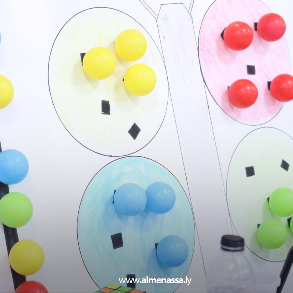 Extra111 2 إجدابيا تحتضن معرضًا لأدوات مساعدة أطفال طيف التوحد بإشراف قسم علم النفس