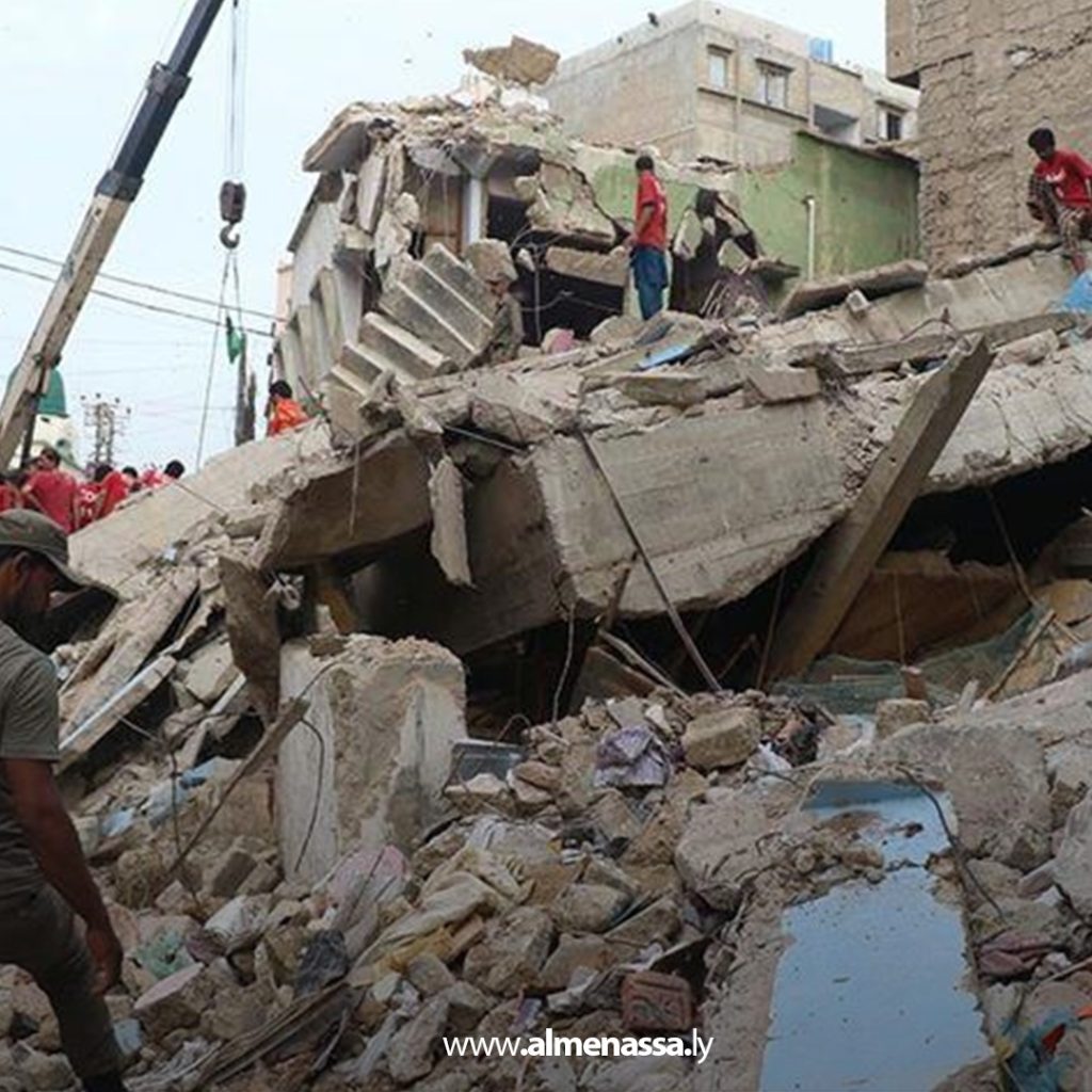 Extra111 34 ارتفاع حصيلة انهيار مبنى في باكستان الى 16 قتيلاً