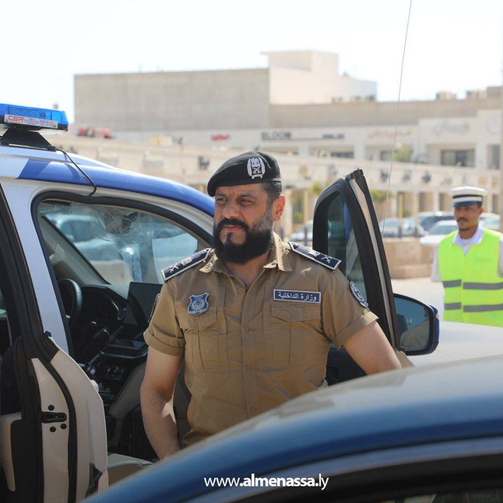 Extra111 70 مدير أمن بنغازي الكبرى يُشرف ميدانيًا على انطلاق منظومة الخدمات الإلكترونية المرورية
