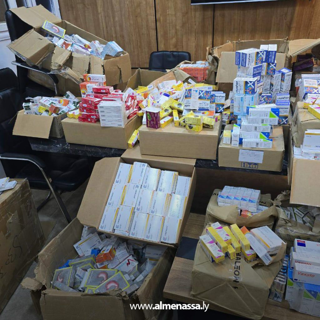 Extra111 92 فرع جهاز البحث الجنائي البطنان يُحبط محاولة تهريب أدوية عبر مركبة في كمين محكم