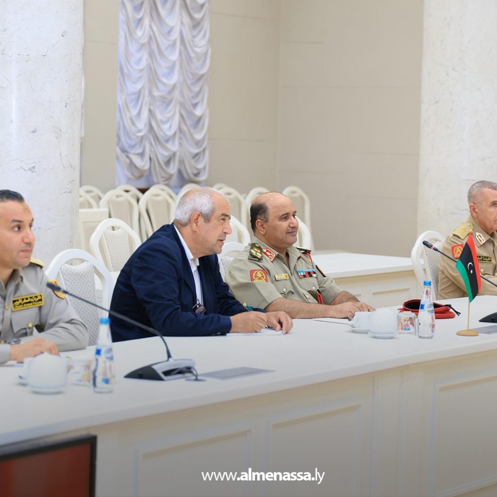 Extra1111 5 لقاء بين الأمين العام للقيادة العامة الليبية ووزير الدفاع البيلاروسي في مينسك لتعزيز التعاون العسكري