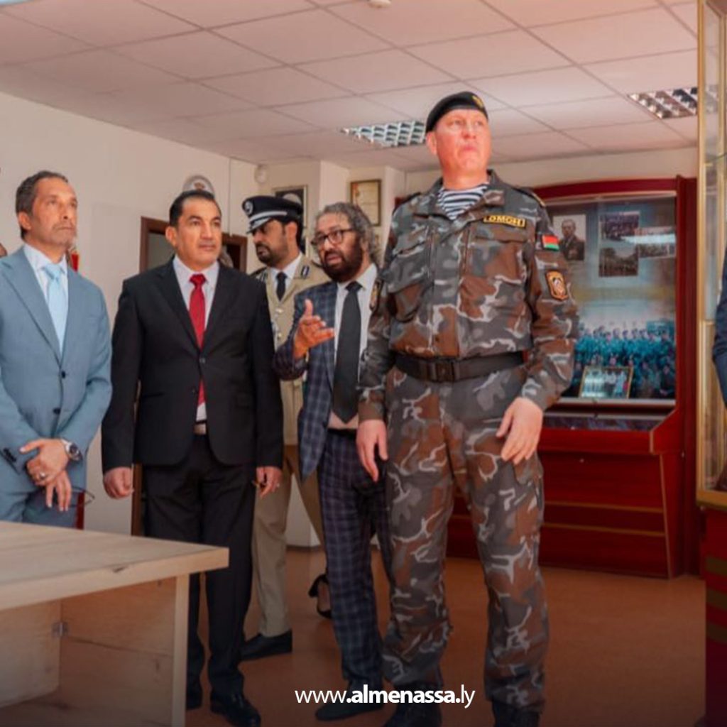 Extra111111 3 اللواء عصام أبوزريبة يزور مقر شرطة مينسك ويبحث سبل تطوير القدرات الأمنية