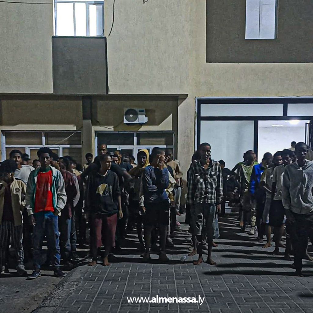 Extra1111111 29  مديرية أمن أجدابيا تُحرر 104 مهاجرين ضحايا احتجاز وتعذيب وتضبط تشكيلًا عصابيًا خطيرًا