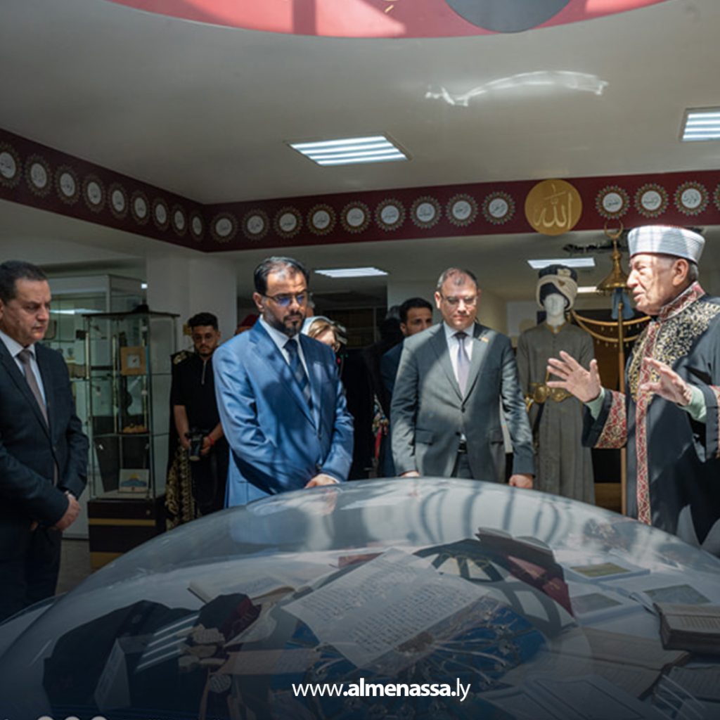 Extra1111111 9 خلال زيارته للمسجد التاريخي الإسلامي في مينسك.. حماد يبدي استعداده للتعاون مع الهيئة الدينية لمسلمي بيلاروسيا