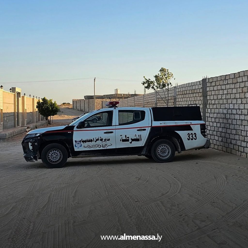 Extra111111111 15  مديرية أمن أجدابيا تُحرر 104 مهاجرين ضحايا احتجاز وتعذيب وتضبط تشكيلًا عصابيًا خطيرًا