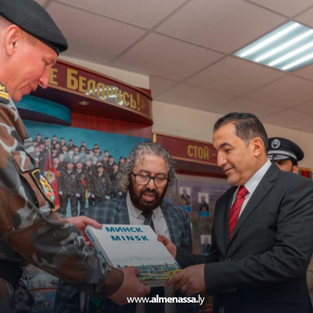 Extra1111111111 اللواء عصام أبوزريبة يزور مقر شرطة مينسك ويبحث سبل تطوير القدرات الأمنية