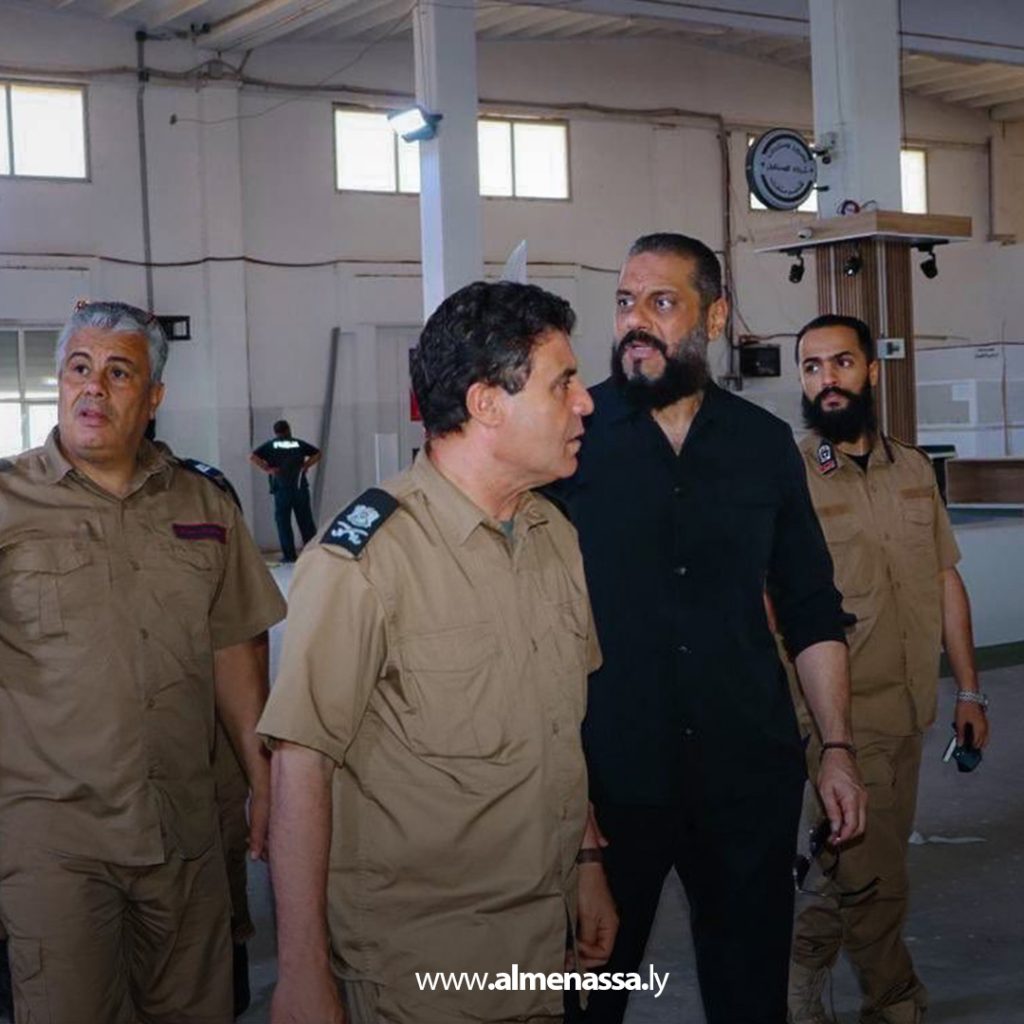 Extra11111111111 4 مدير أمن بنغازي يتابع الاستعدادات النهائية لإطلاق منظومة الخدمات الإلكترونية بقسم المرور