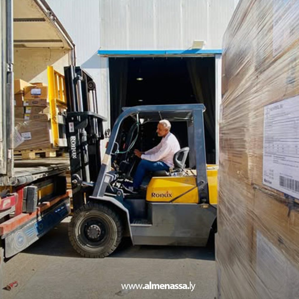 Extra 105 توزيع شحنة من مشغّلات أجهزة غسيل الكلى على المنطقتين الوسطى والشرقية