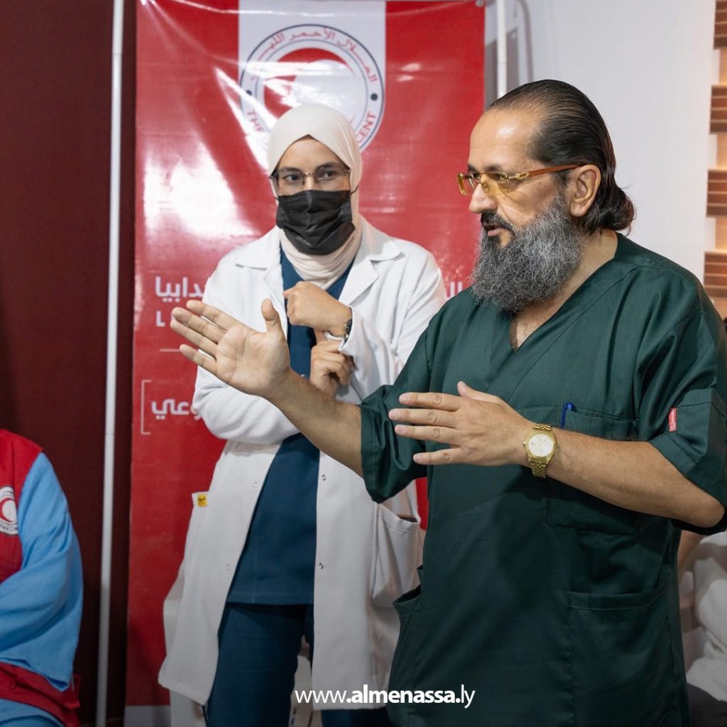 Extra 11 الهلال الأحمر بأجدابيا يختتم دورة في طب الطوارئ والإسعاف