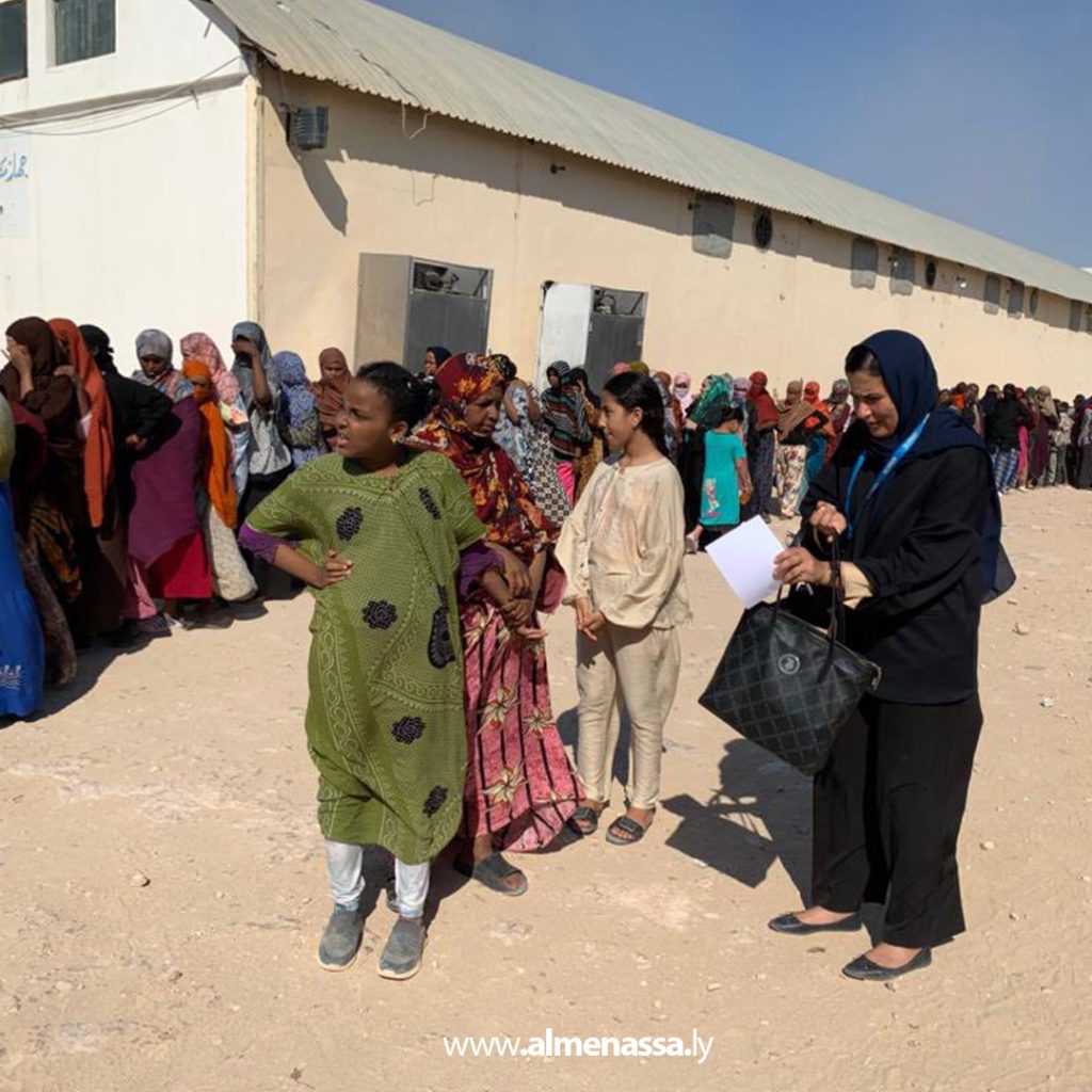 Extra 124 الهيئة الليبية للإغاثة توزع مساعدات إيوائية لـ 1841 مهاجرًا في بنغازي