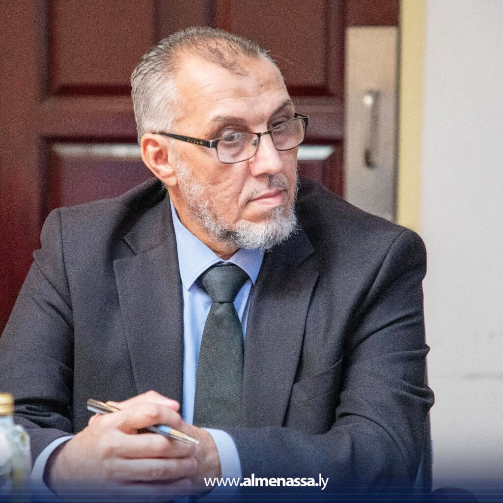 Extra 195 النهر الصناعي وجهاز التنمية يتفقان على تشكيل لجان مشتركة لضمان استمرار تدفق المياه