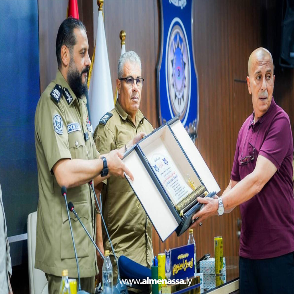 Extra 209 مدير أمن بنغازي الكبرى يعقد الاجتماع الأمني الأول لتقييم الأداء ومناقشة الملاحظات