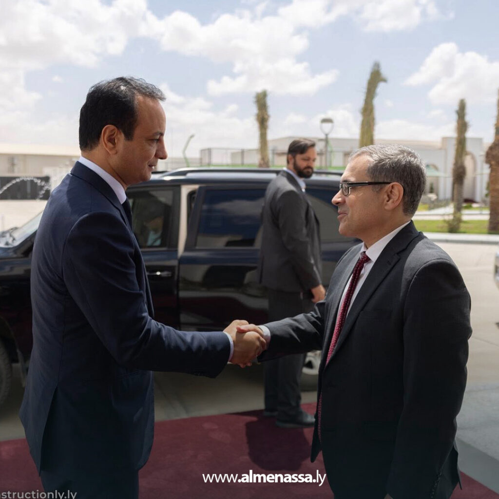 Extra 233 مدير صندوق التنمية يبحث مع القائم بأعمال السفارة الأمريكية التعاون في التنمية والإعمار