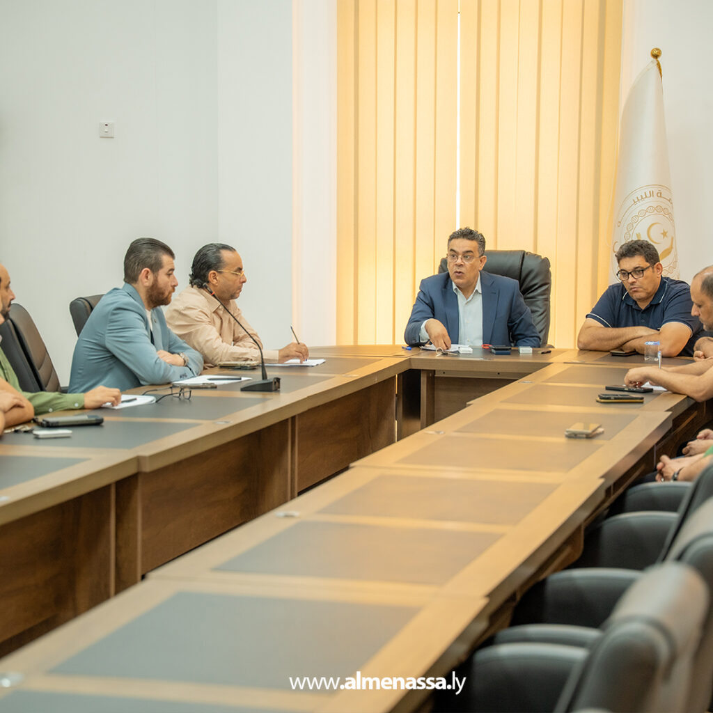 Extra 258 وزارة الصحة تعقد الاجتماع الأول لغرفة الطوارئ استعدادًا للأمطار الغزيرة في الجنوب الشرقي والكفرة