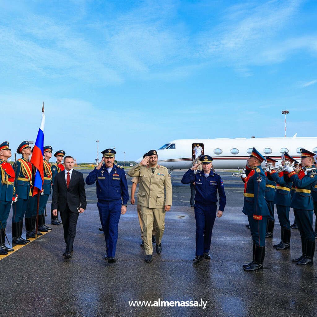 Extra 259 رئيس الأركان العامة يزور روسيا لبحث تعزيز التعاون العسكري