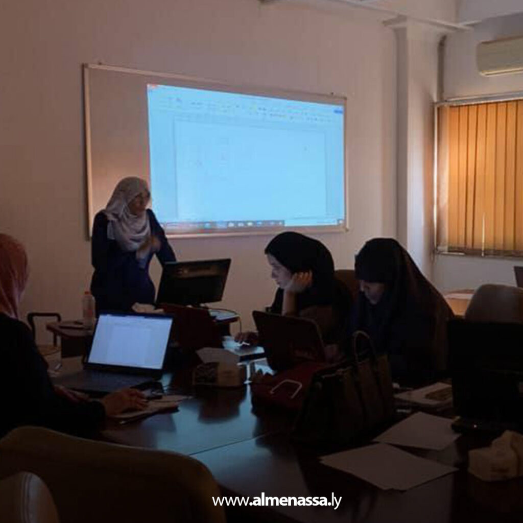 Extra 263 جامعة بنغازي تطلق دورة مكثفة لتطوير مهارات موظفيها في حزمة Microsoft Office