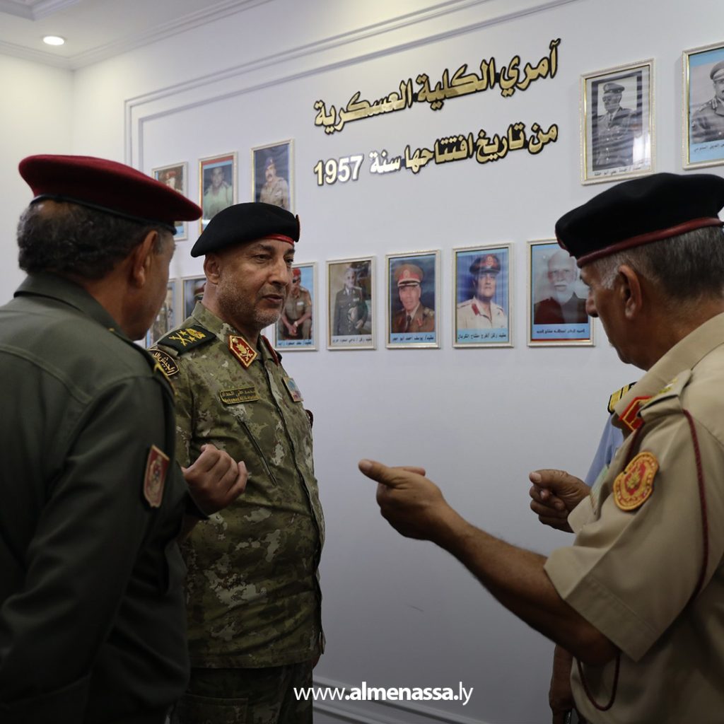 Extra 93 الحداد يشهد البروفات النهائية لحفل تخريج الكليات العسكرية في الذكرى الـ85 لتأسيس الجيش الليبي