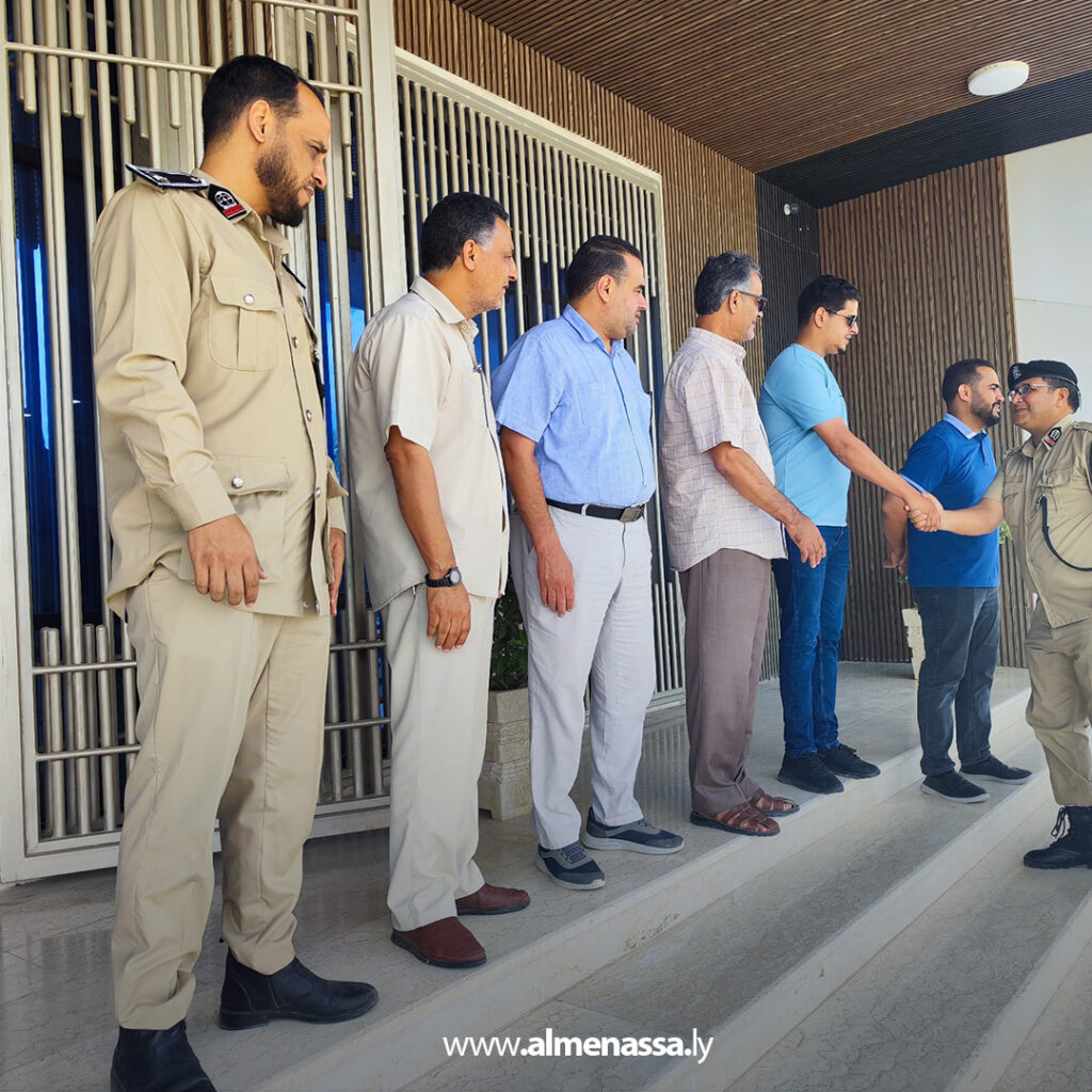 Extra1 140 عميد بلدية طبرق يبحث مع فريق أمريكي سبل تطوير قطاع السلامة