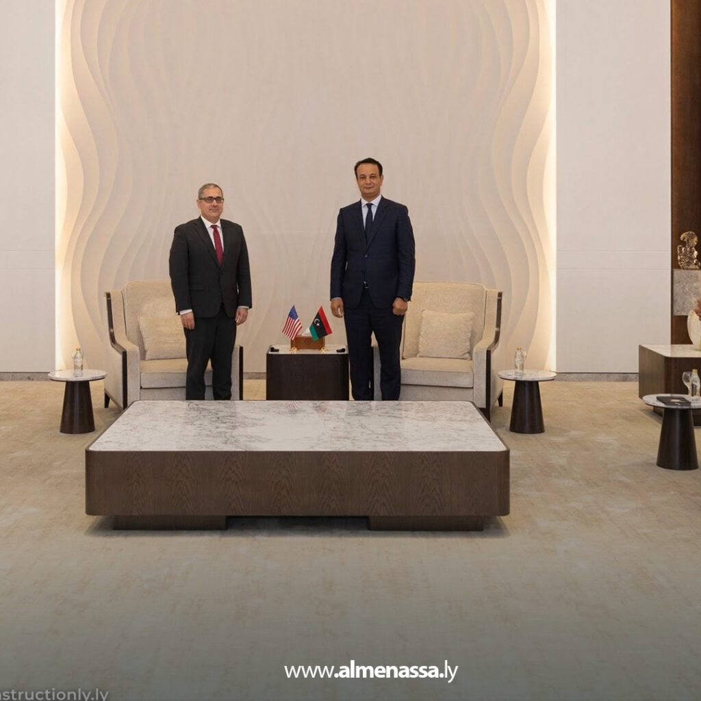 Extra1 141 مدير صندوق التنمية يبحث مع القائم بأعمال السفارة الأمريكية التعاون في التنمية والإعمار