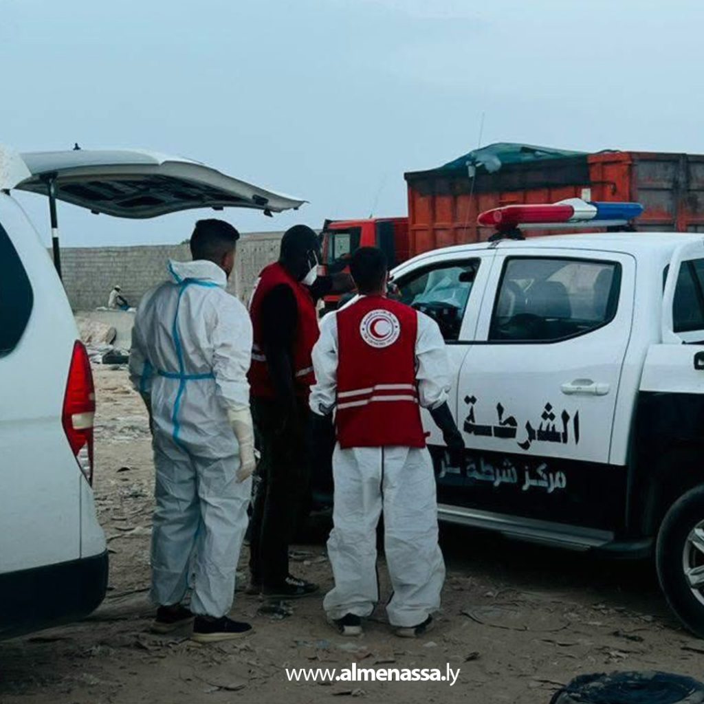 Extra1 22 العثور على جثة رضيع في مكب قمامة بطريق المطار وفريق الهلال الأحمر يتدخل لانتشالها