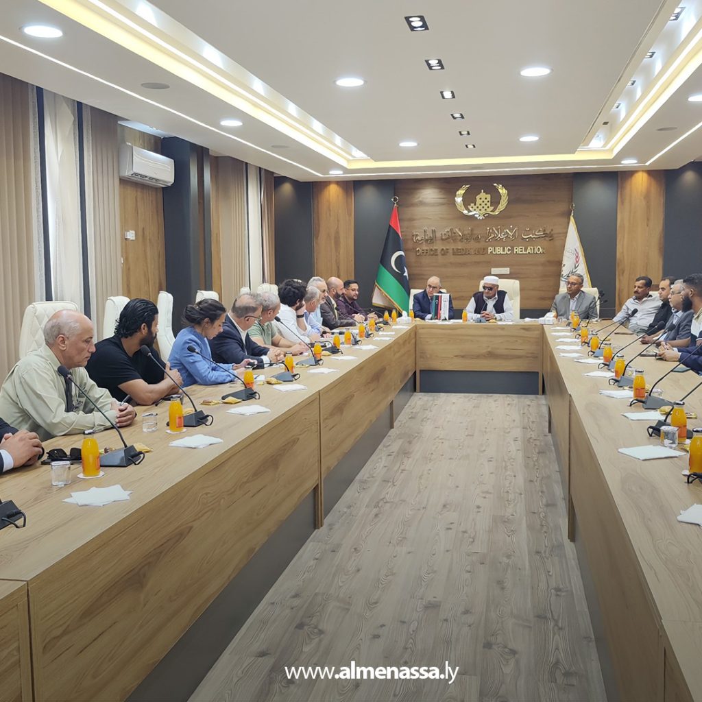 Extra1 3 عميد بلدية طبرق يستقبل نائب السفير الإيطالي ويبحث تعزيز التعاون المشترك