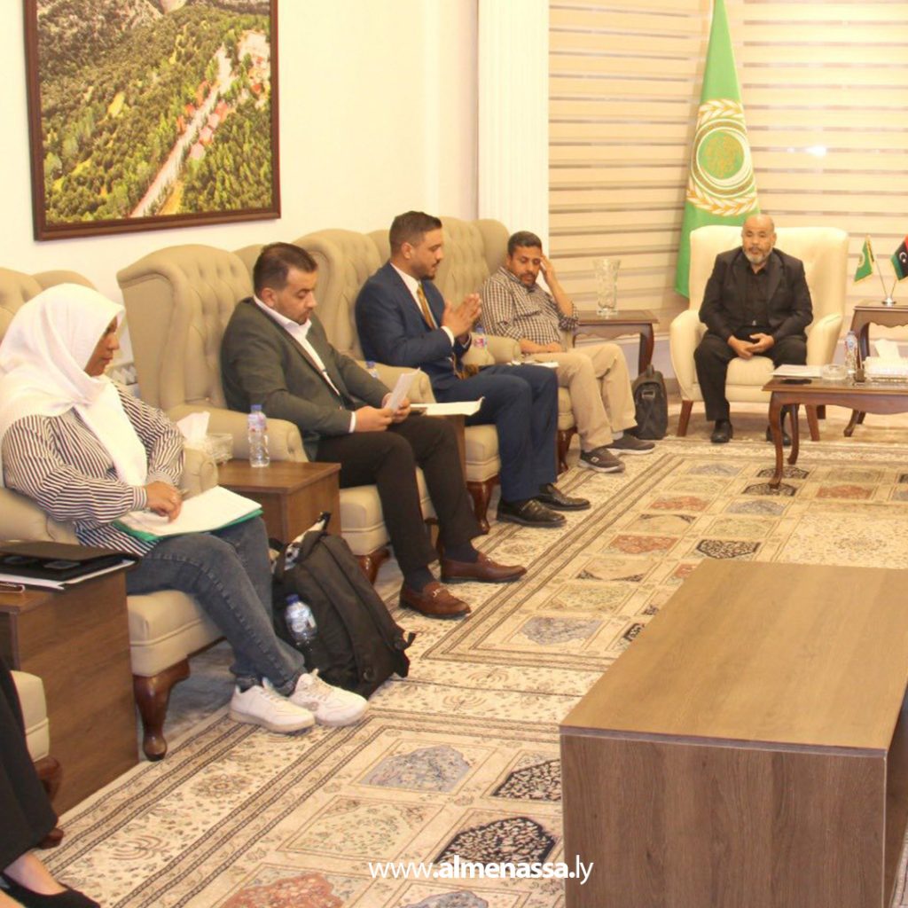 Extra1 94 Libyan envoy in Cairo pledges action on university student concerns