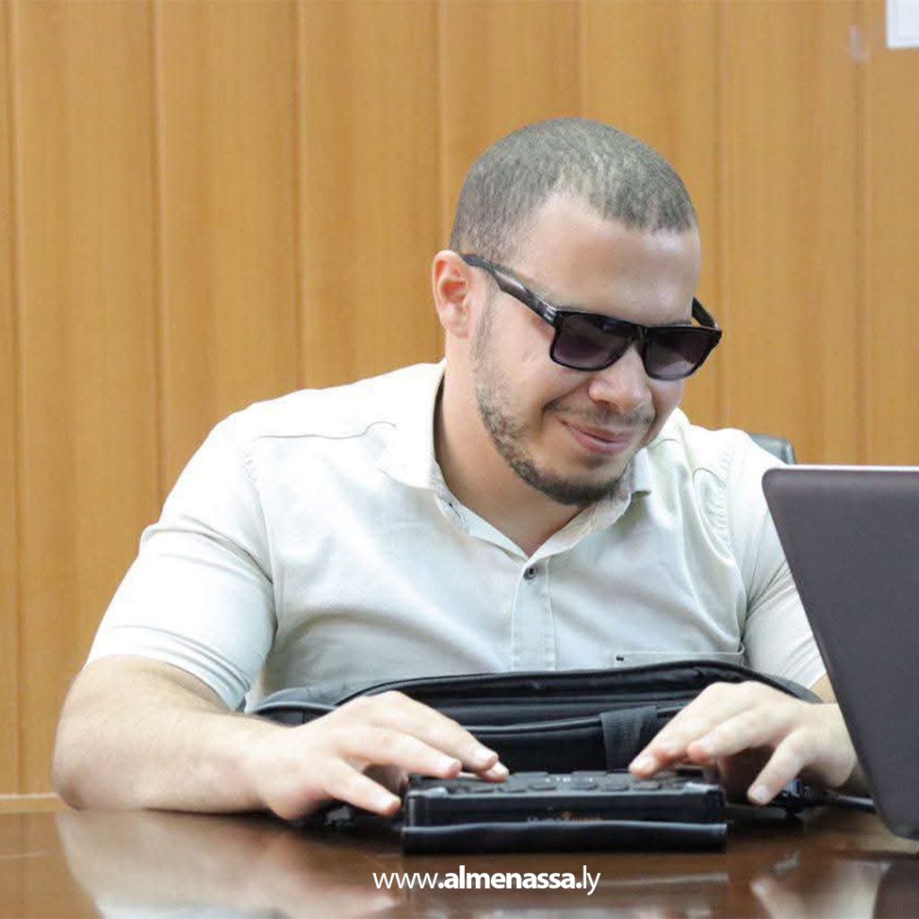Extra11 23 جامعة غريان تستعرض تقنيات الذكاء الاصطناعي في خدمة المكفوفين