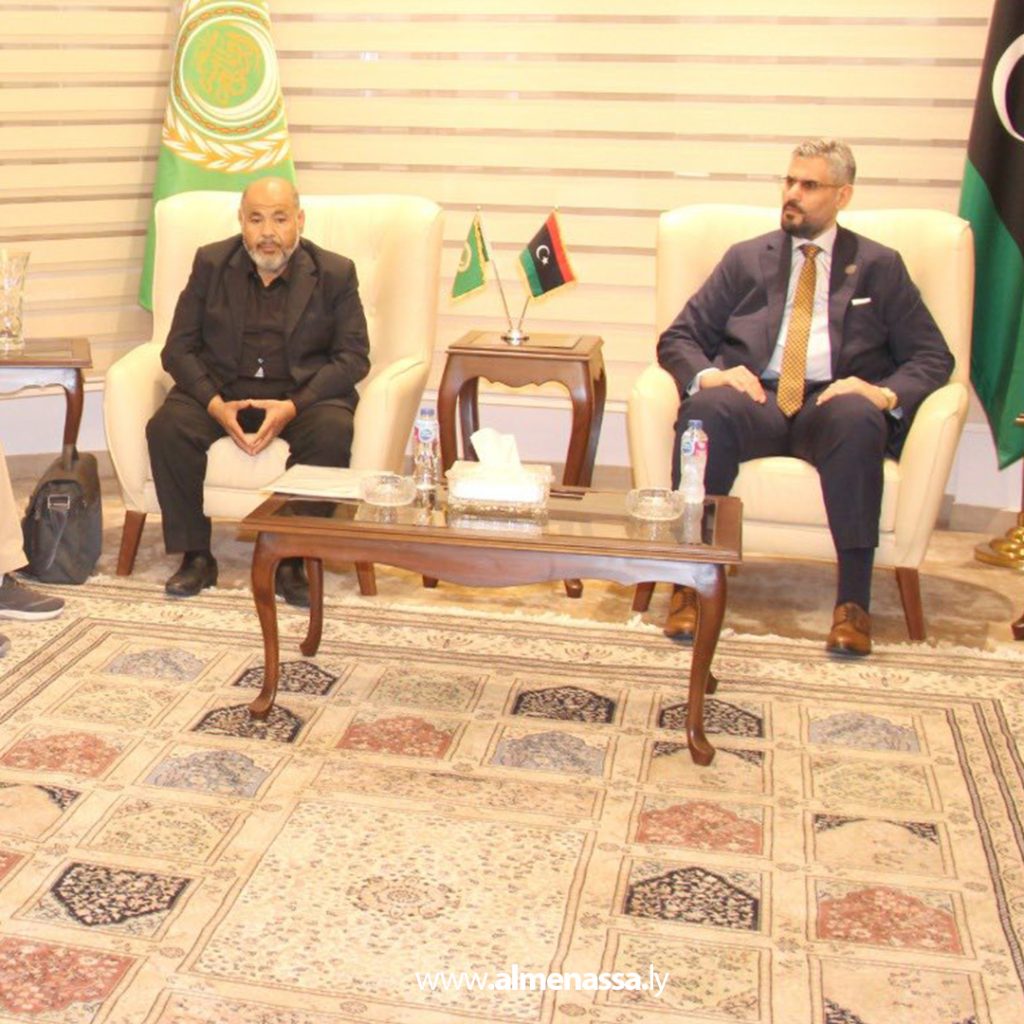 Extra11 62 Libyan envoy in Cairo pledges action on university student concerns