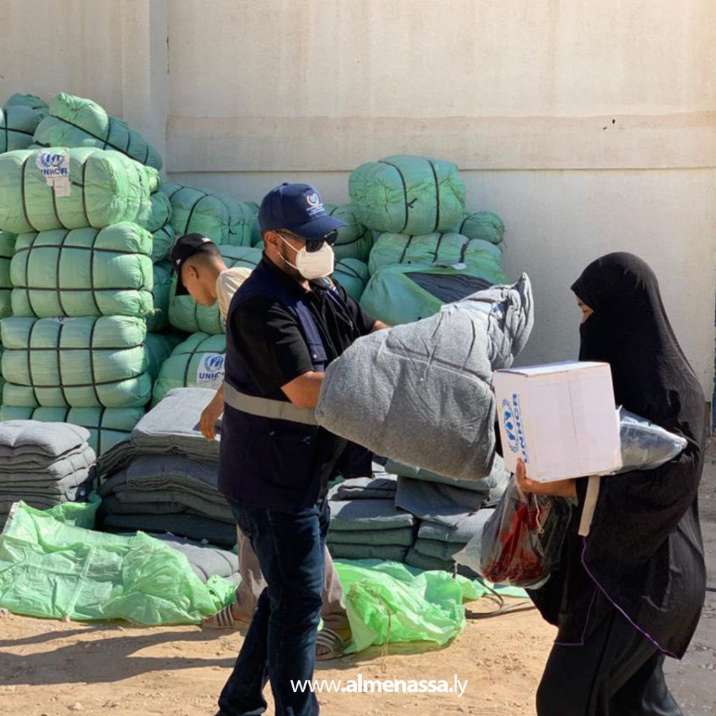 Extra11 63 الهيئة الليبية للإغاثة توزع مساعدات إيوائية لـ 1841 مهاجرًا في بنغازي