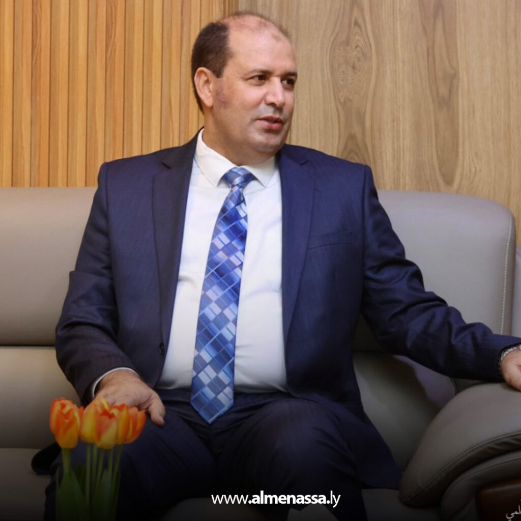 Extra11 83 وزير التعليم العالي يبحث مع مقرر مجلس النواب سبل تطوير قطاع التعليم والبحث العلمي