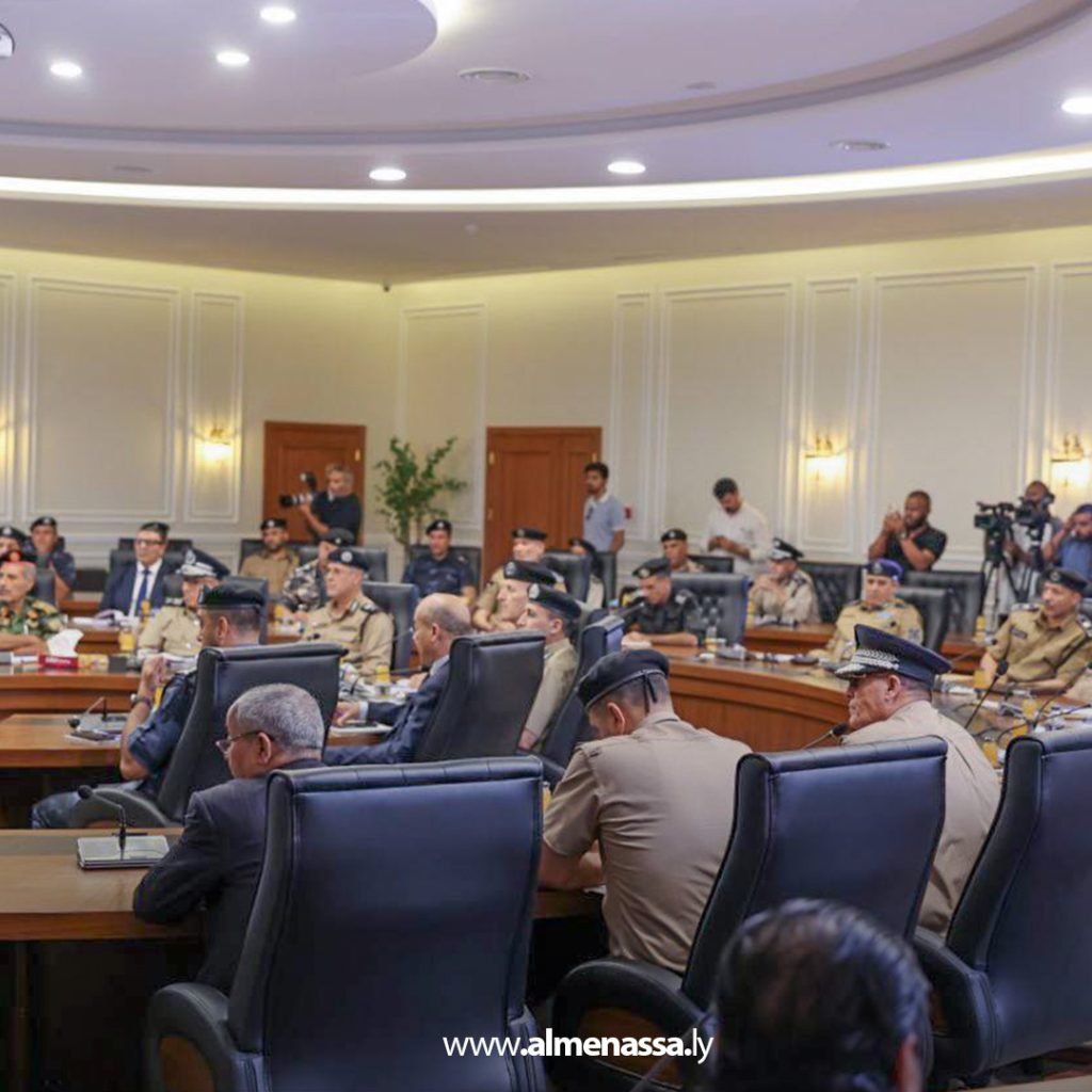 Extra111 33 مدير أمن طرابلس يشارك في اجتماع مع وزير الداخلية حول خطة تأمين انتخابات المجالس البلدية