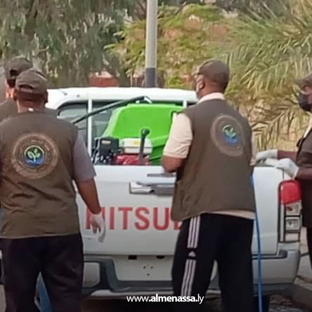 Extra111 50 حملة لمكافحة الآفات في غدامس للحد من الحشرات الناقلة للأمراض