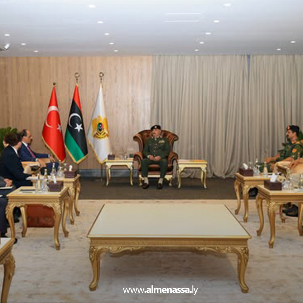 Extra111 56 القائد العام يستقبل رئيس المخابرات التركي لبحث التعاون والعلاقات الثنائية