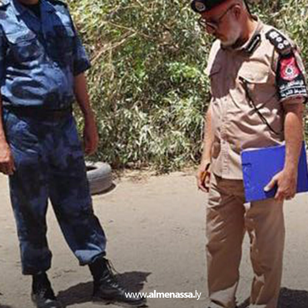 Extra111 59 تفتيش مفاجئ على فرع الدعم المركزي بالشاطئ للتأكد من الانضباط الأمني