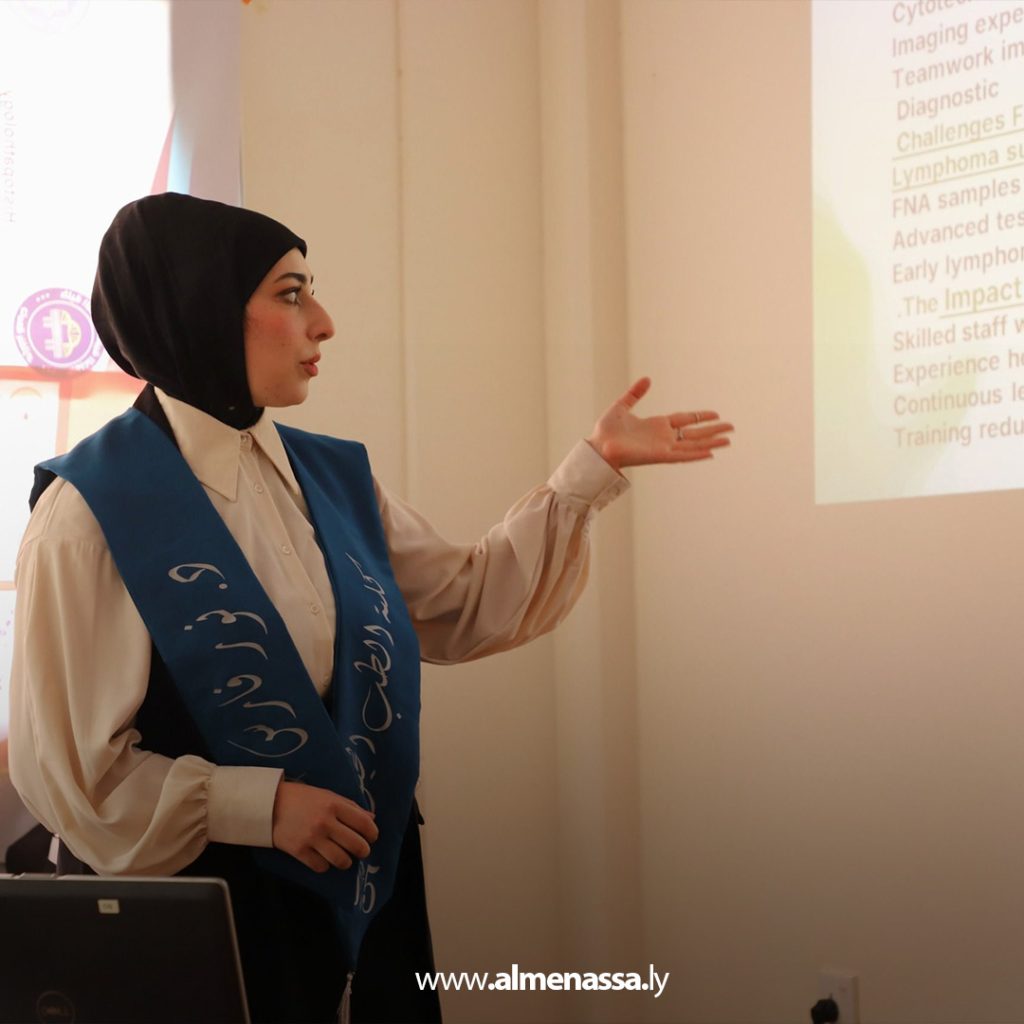 Extra11111 19 كلية العلوم الطبية الحيوية تختتم مناقشات مشاريع التخرج لعام 2024-2025 بإنجازات متميزة