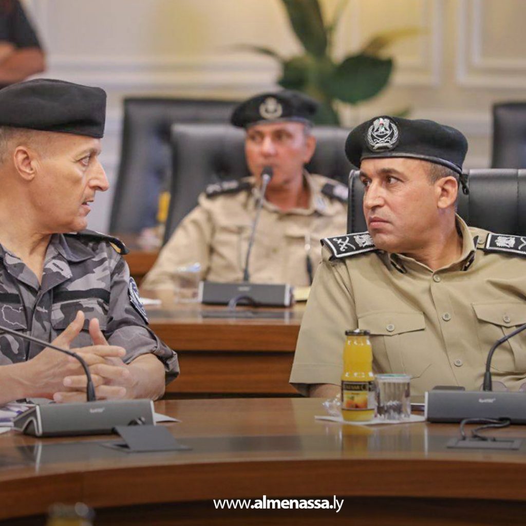 Extra11111 24 مدير أمن طرابلس يشارك في اجتماع مع وزير الداخلية حول خطة تأمين انتخابات المجالس البلدية